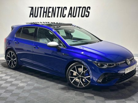 VOLKSWAGEN GOLF 2022